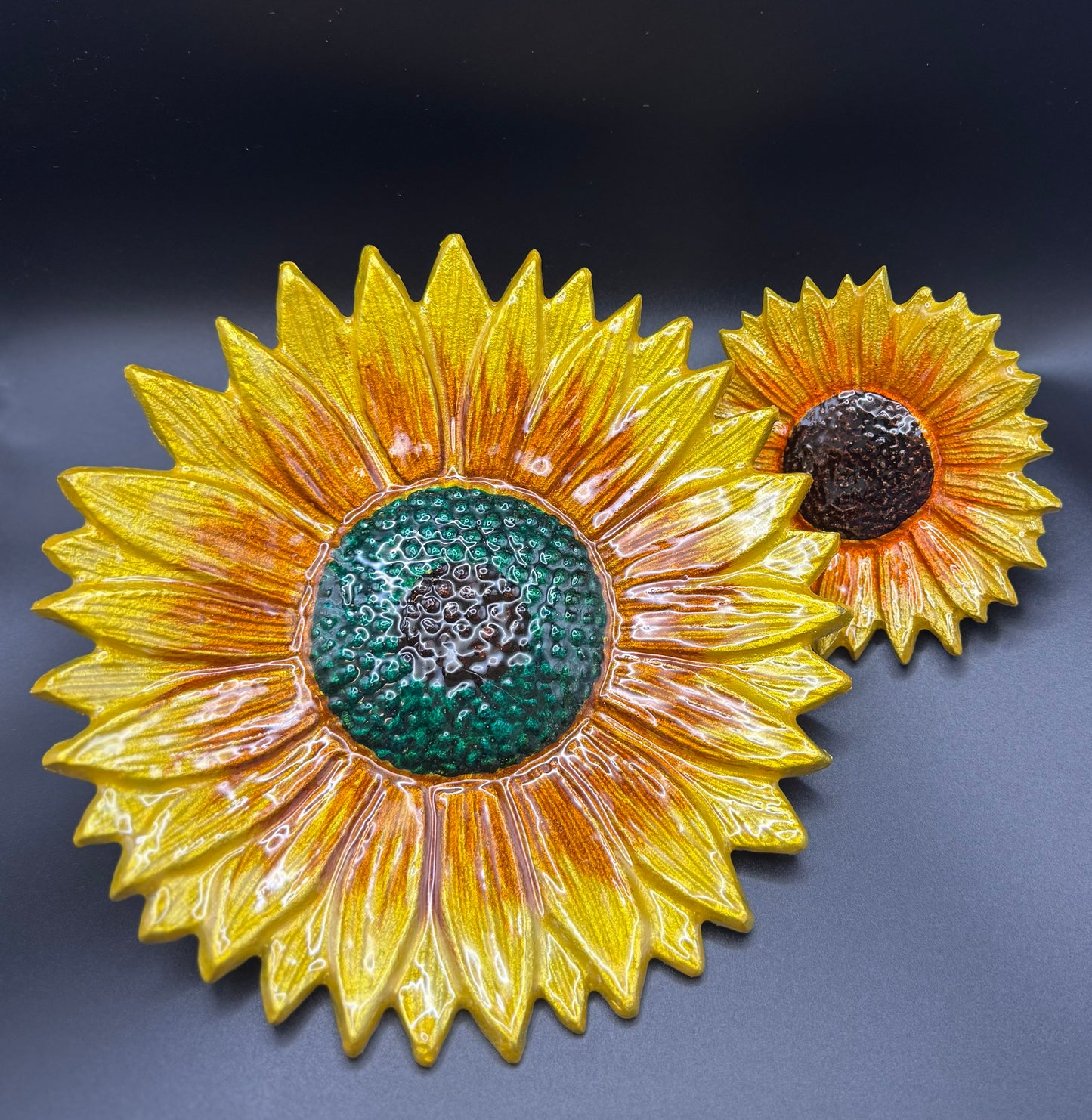 Gold and Green Sunflower (20cm)