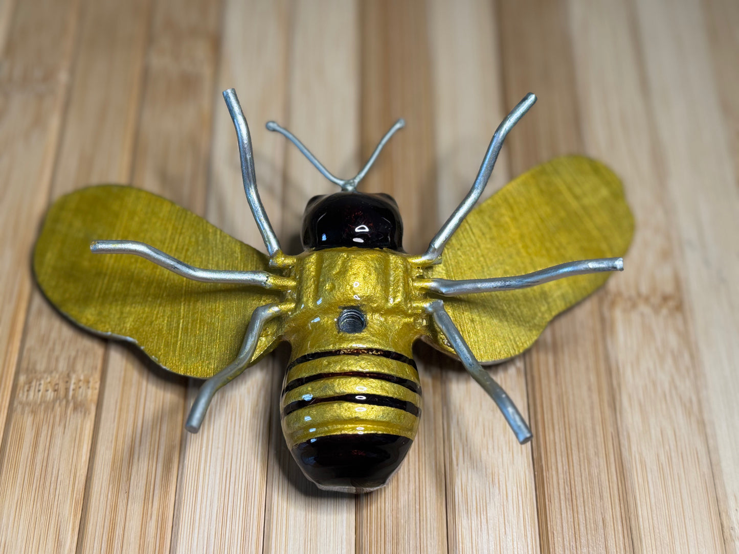 Bee garden decoration