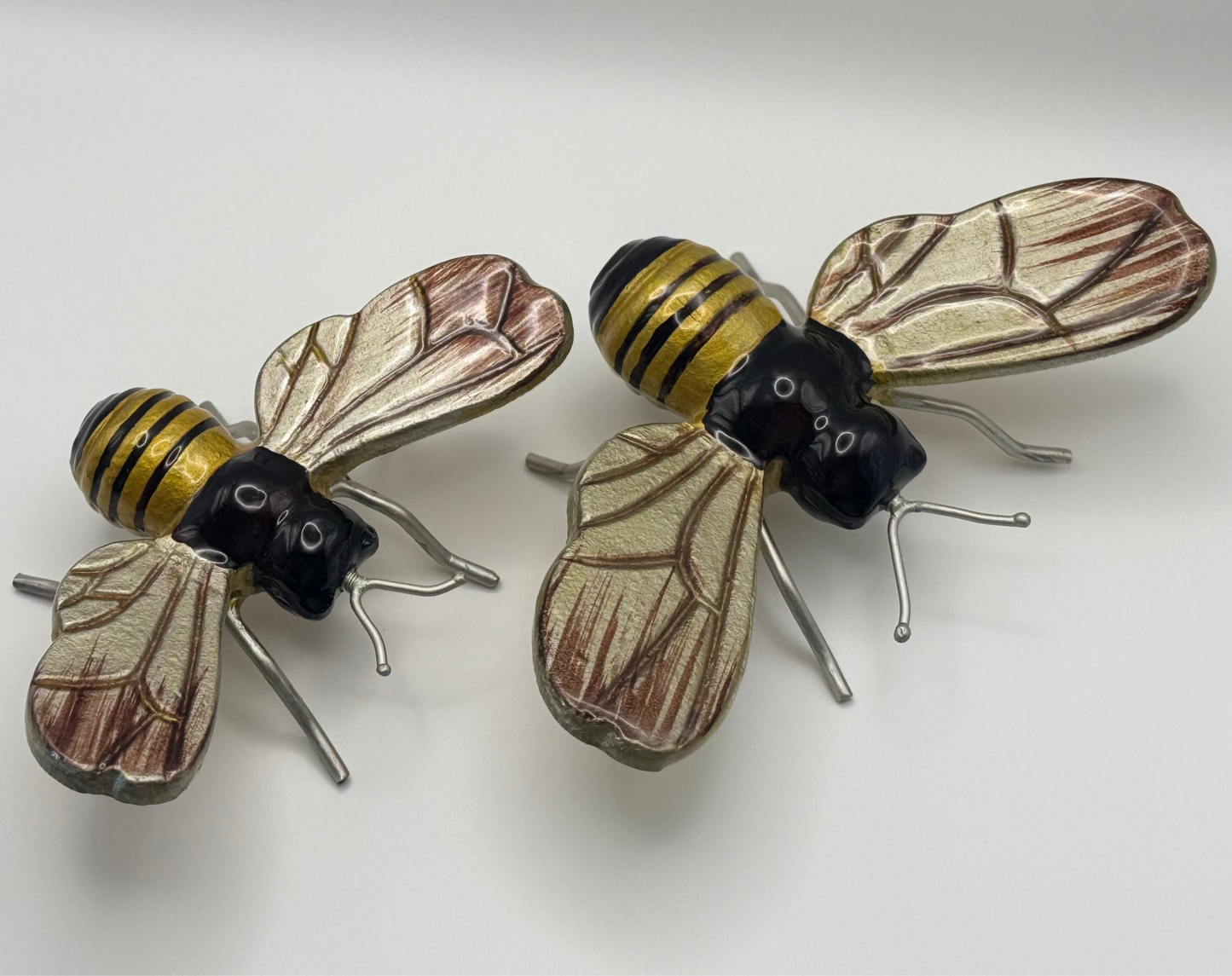 Bee garden decoration