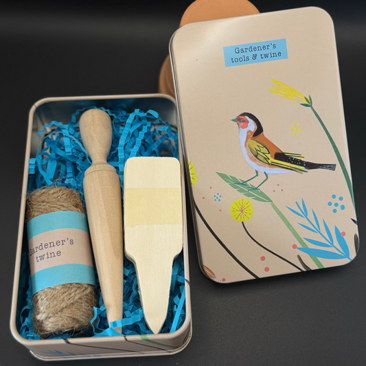 Garden tools and twine gift set